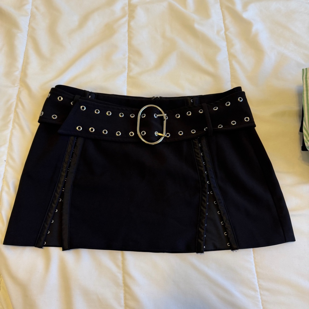 Outcast skirt